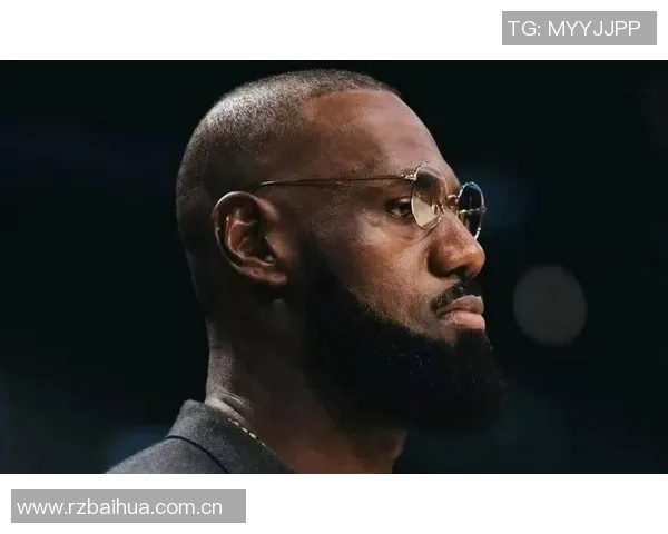 詹姆斯谈复出状态:我仍能在场上影响比赛努力找回最佳表现 詹姆斯谈复出状态:我仍能在场上影响比赛努力找回最佳表现