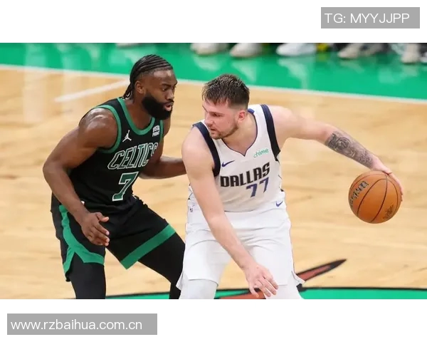 东契奇三分球表现不佳翻白眼回应记者感谢引发热议 东契奇三分球表现不佳翻白眼回应记者感谢引发热议