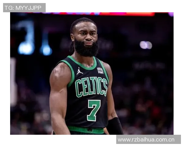 周最佳提名名单揭晓里夫斯亚历山大爱德华兹杰伦布朗等球星争夺荣誉 周最佳提名名单揭晓里夫斯亚历山大爱德华兹杰伦布朗等球星争夺荣誉