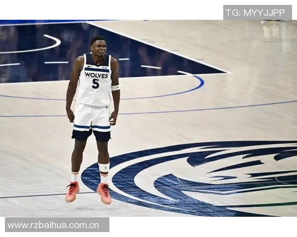 爱德华兹表现平平大胜无碍仅得13分4篮板3助攻2抢断